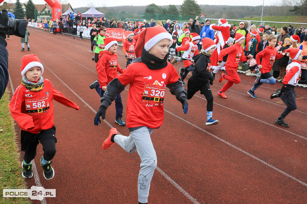 XIII Bieg Mikołajkowy w Policach - biegi najmłodszych