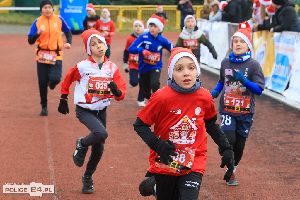 XIII Bieg Mikołajkowy w Policach - biegi najmłodszych
