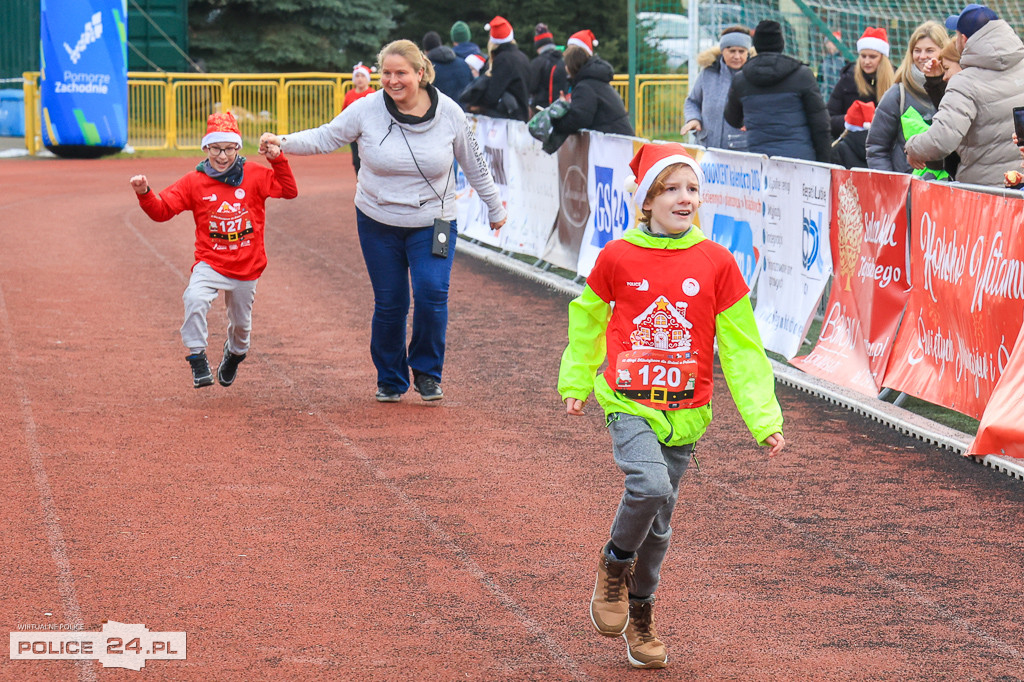 XIII Bieg Mikołajkowy w Policach - biegi najmłodszych