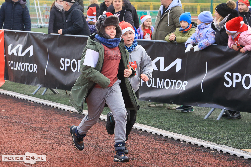 XIII Bieg Mikołajkowy w Policach - biegi najmłodszych