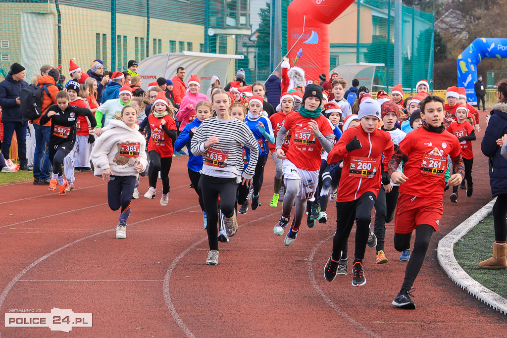 XIII Bieg Mikołajkowy w Policach - biegi najmłodszych