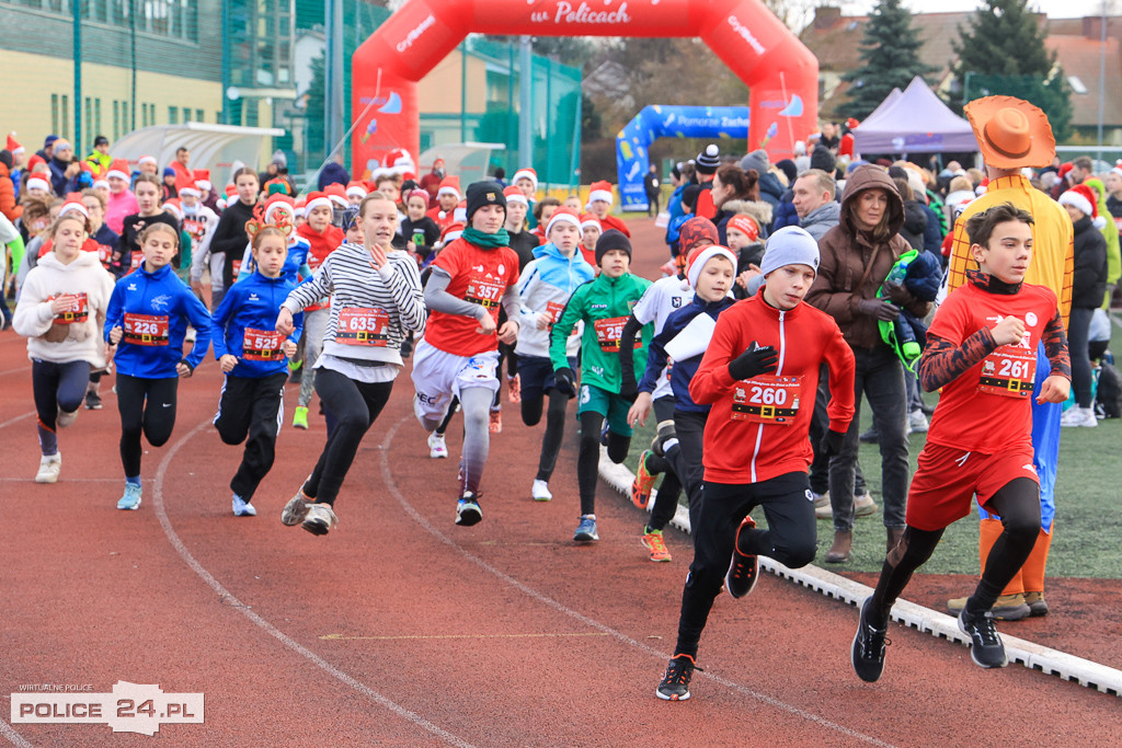 XIII Bieg Mikołajkowy w Policach - biegi najmłodszych