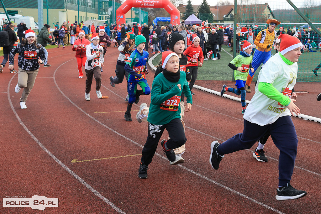 XIII Bieg Mikołajkowy w Policach - biegi najmłodszych