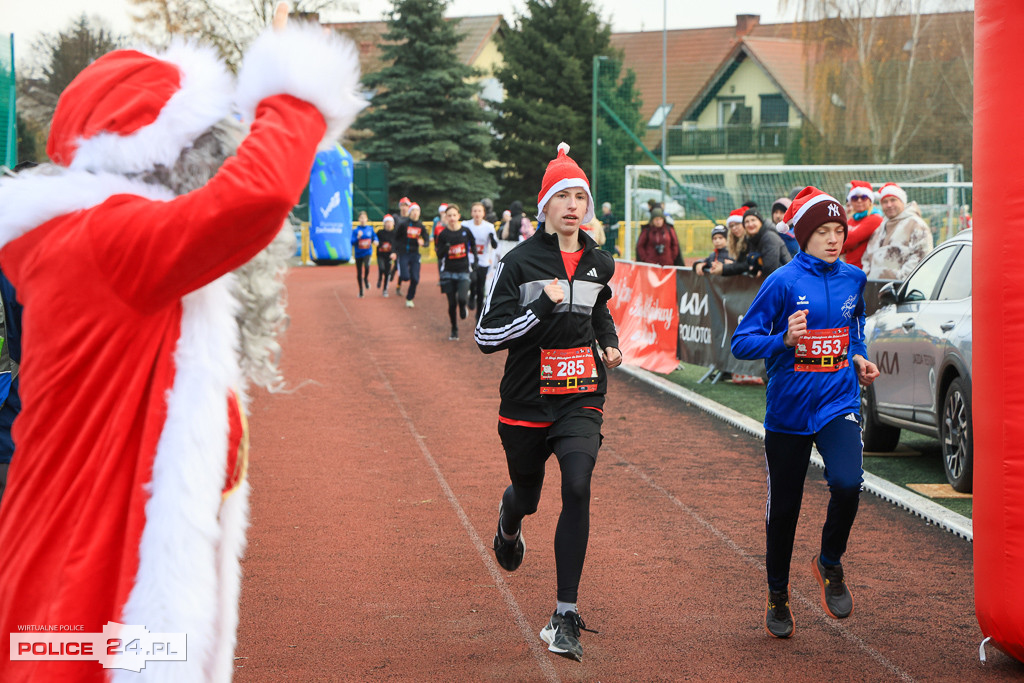 XIII Bieg Mikołajkowy w Policach - biegi najmłodszych