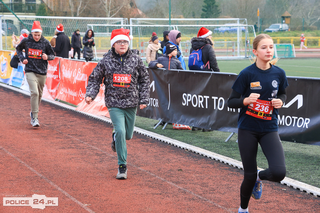 XIII Bieg Mikołajkowy w Policach - biegi najmłodszych