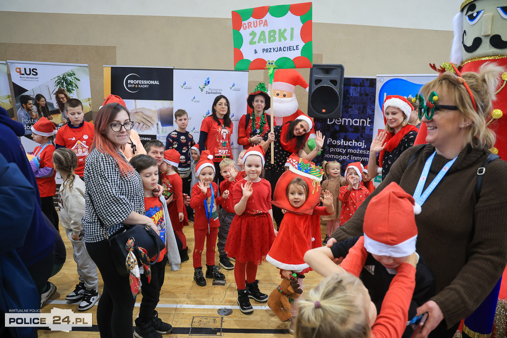 XIII Bieg Mikołajkowy w Policach - biegi najmłodszych