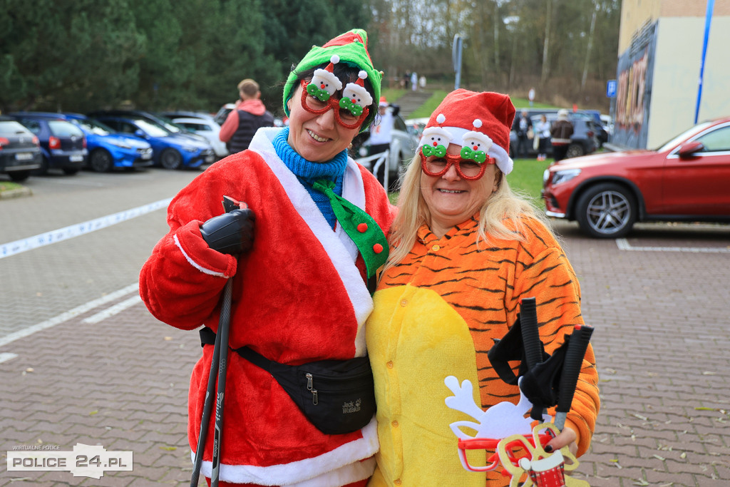 Nordic walking na XIII Biegu Mikołajkowym w Policach