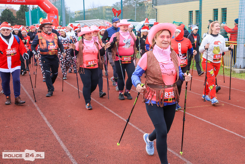 Nordic walking na XIII Biegu Mikołajkowym w Policach