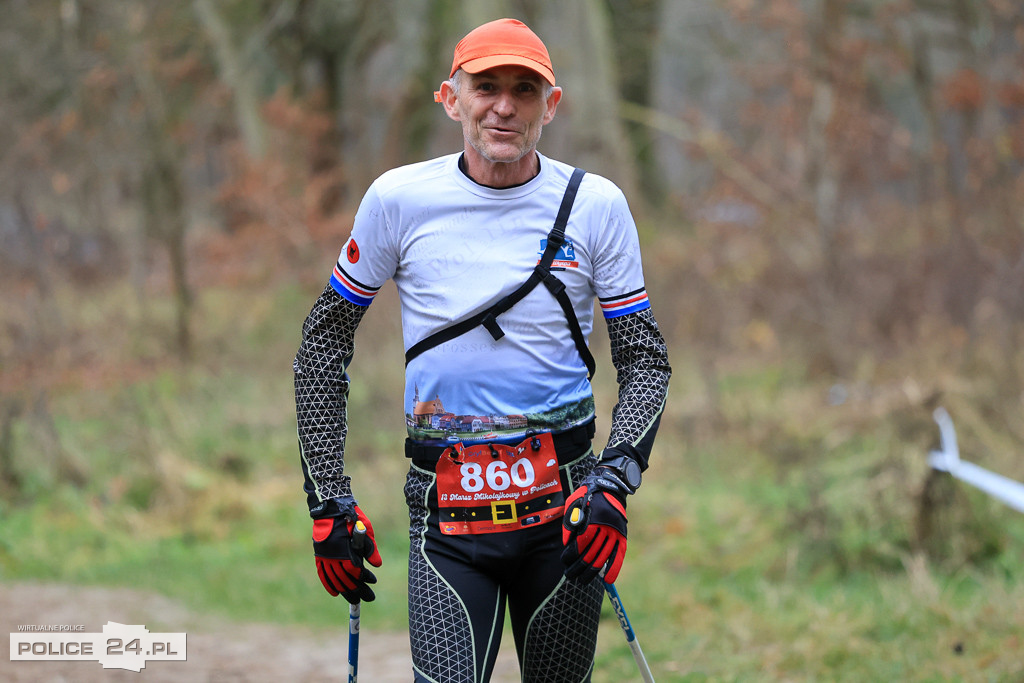 Nordic walking na XIII Biegu Mikołajkowym w Policach