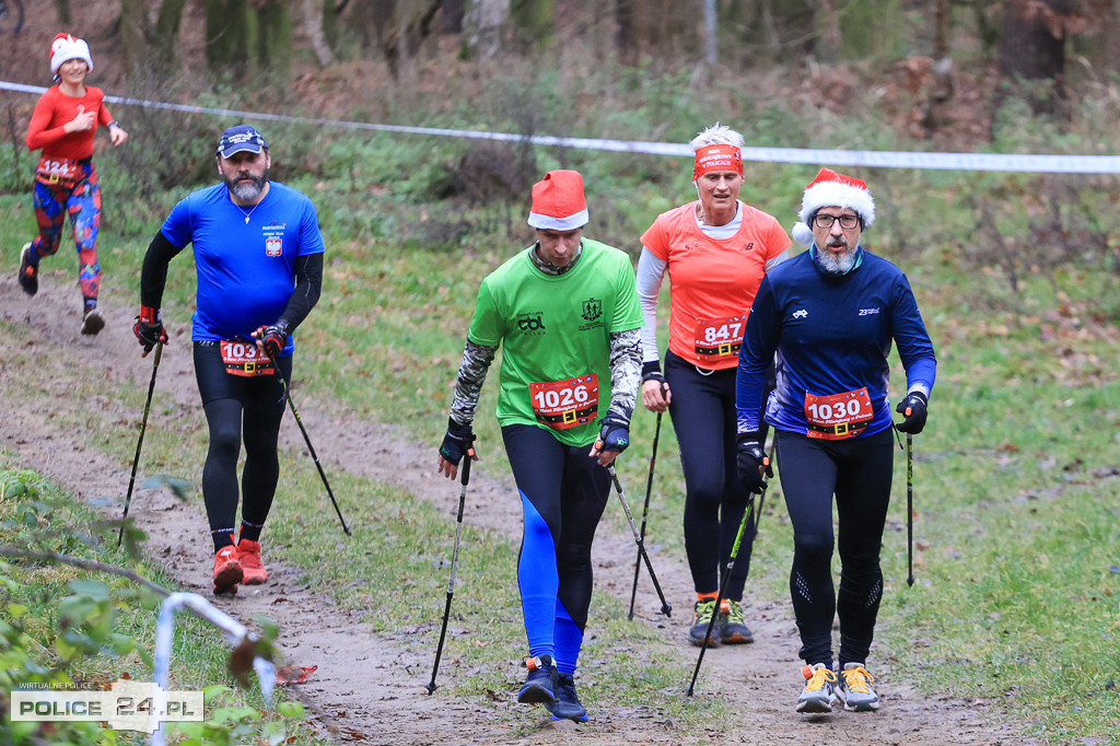 Nordic walking na XIII Biegu Mikołajkowym w Policach