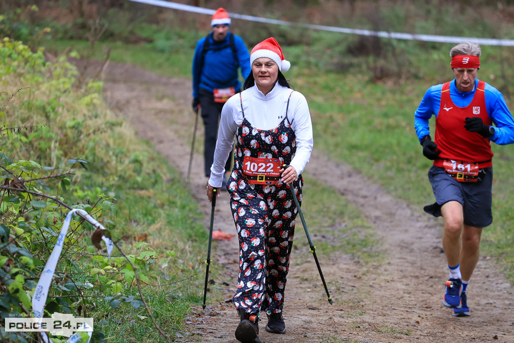 Nordic walking na XIII Biegu Mikołajkowym w Policach