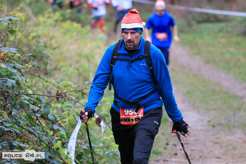 Nordic walking na XIII Biegu Mikołajkowym w Policach