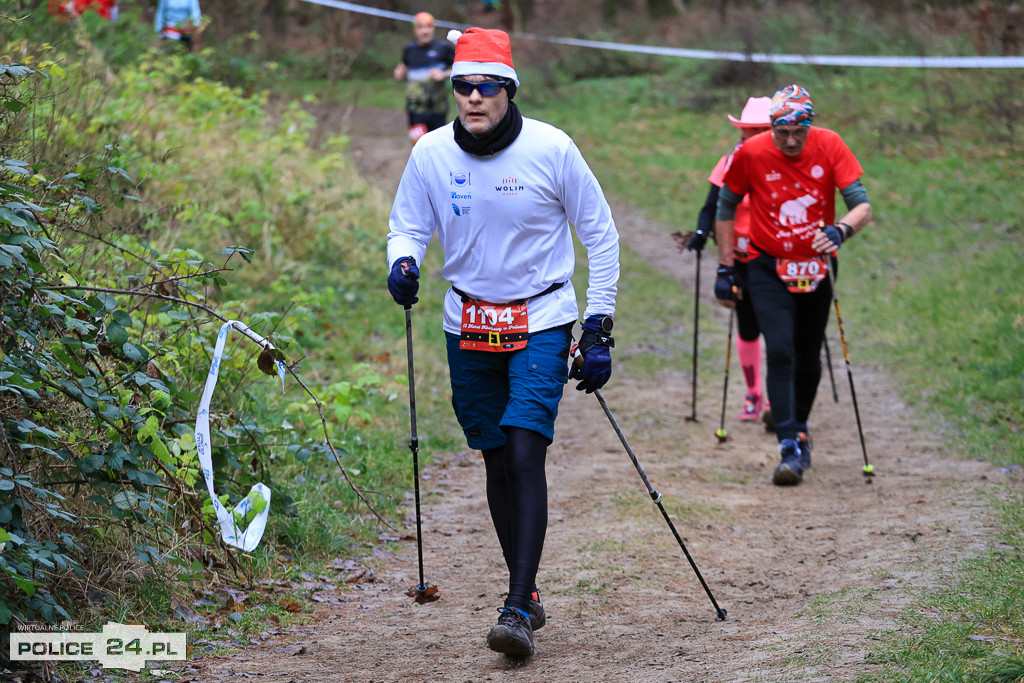 Nordic walking na XIII Biegu Mikołajkowym w Policach