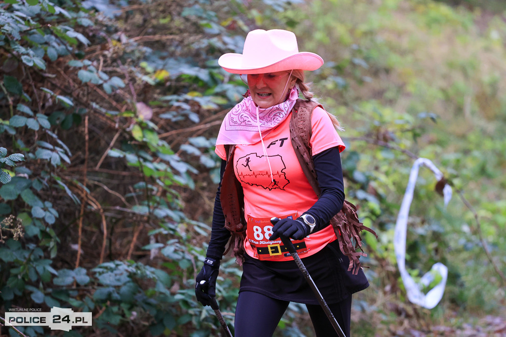 Nordic walking na XIII Biegu Mikołajkowym w Policach