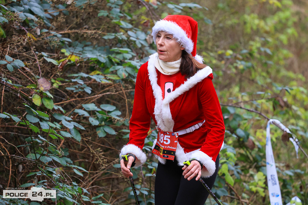 Nordic walking na XIII Biegu Mikołajkowym w Policach
