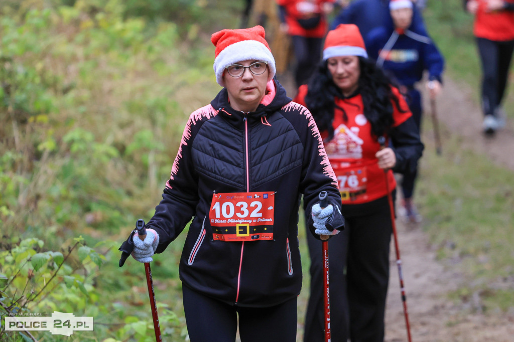 Nordic walking na XIII Biegu Mikołajkowym w Policach