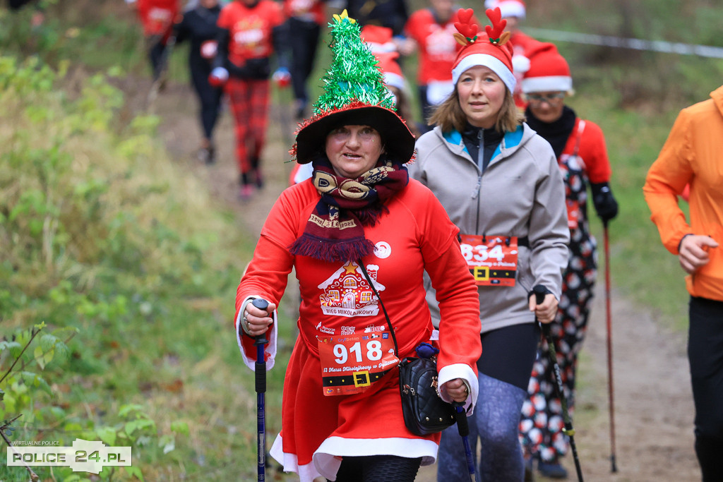 Nordic walking na XIII Biegu Mikołajkowym w Policach
