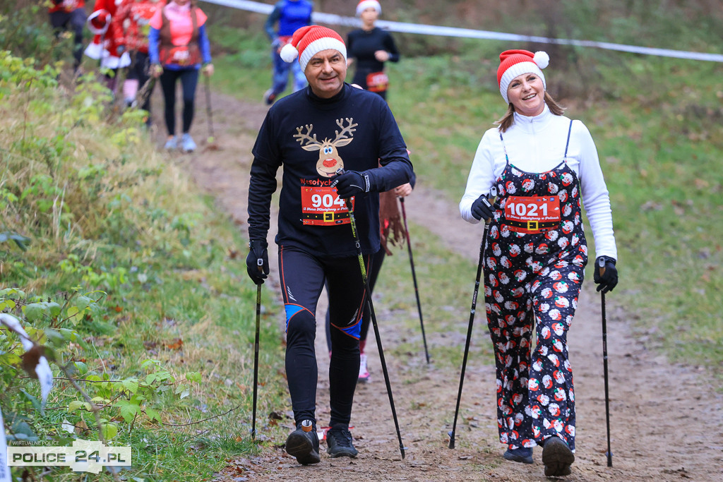 Nordic walking na XIII Biegu Mikołajkowym w Policach