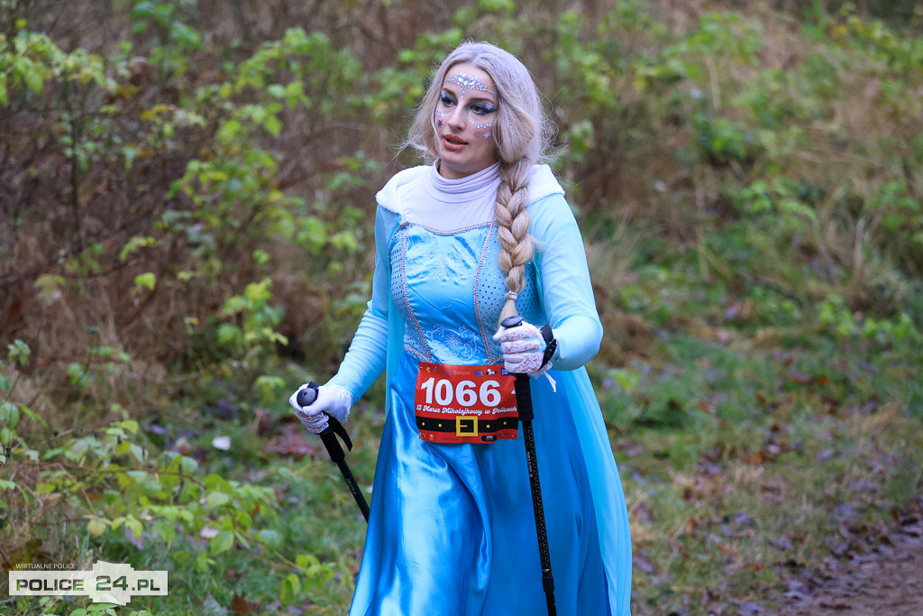 Nordic walking na XIII Biegu Mikołajkowym w Policach