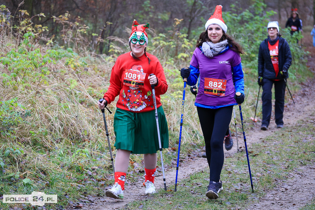 Nordic walking na XIII Biegu Mikołajkowym w Policach