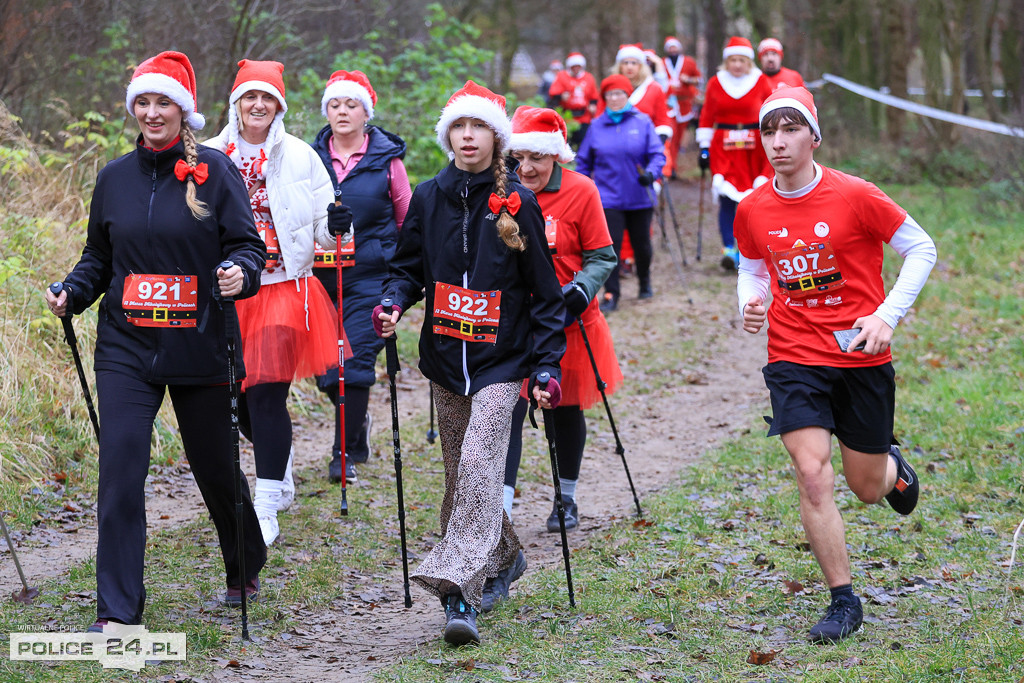 Nordic walking na XIII Biegu Mikołajkowym w Policach