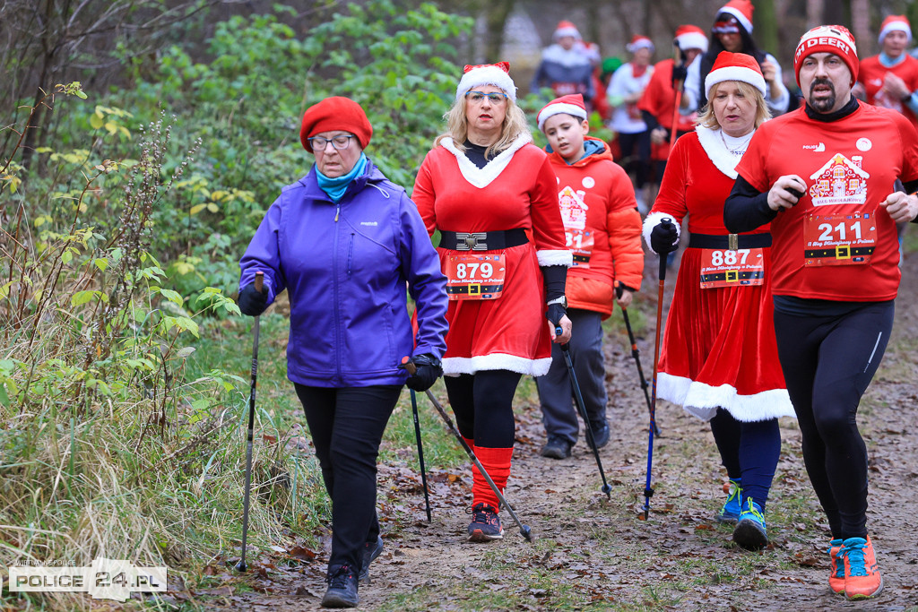 Nordic walking na XIII Biegu Mikołajkowym w Policach