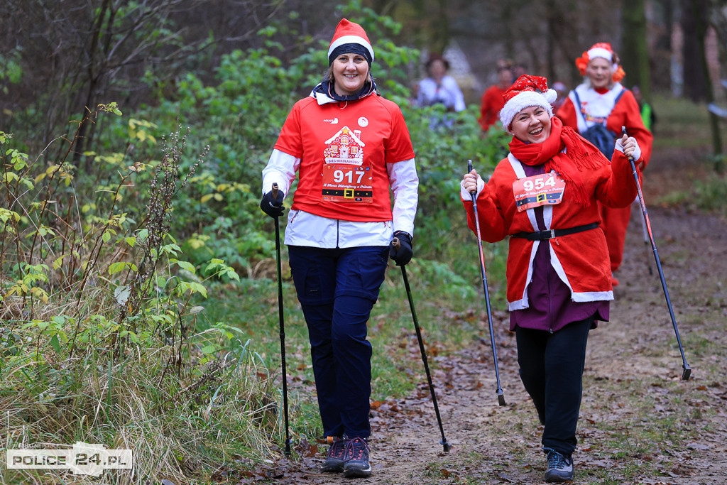 Nordic walking na XIII Biegu Mikołajkowym w Policach