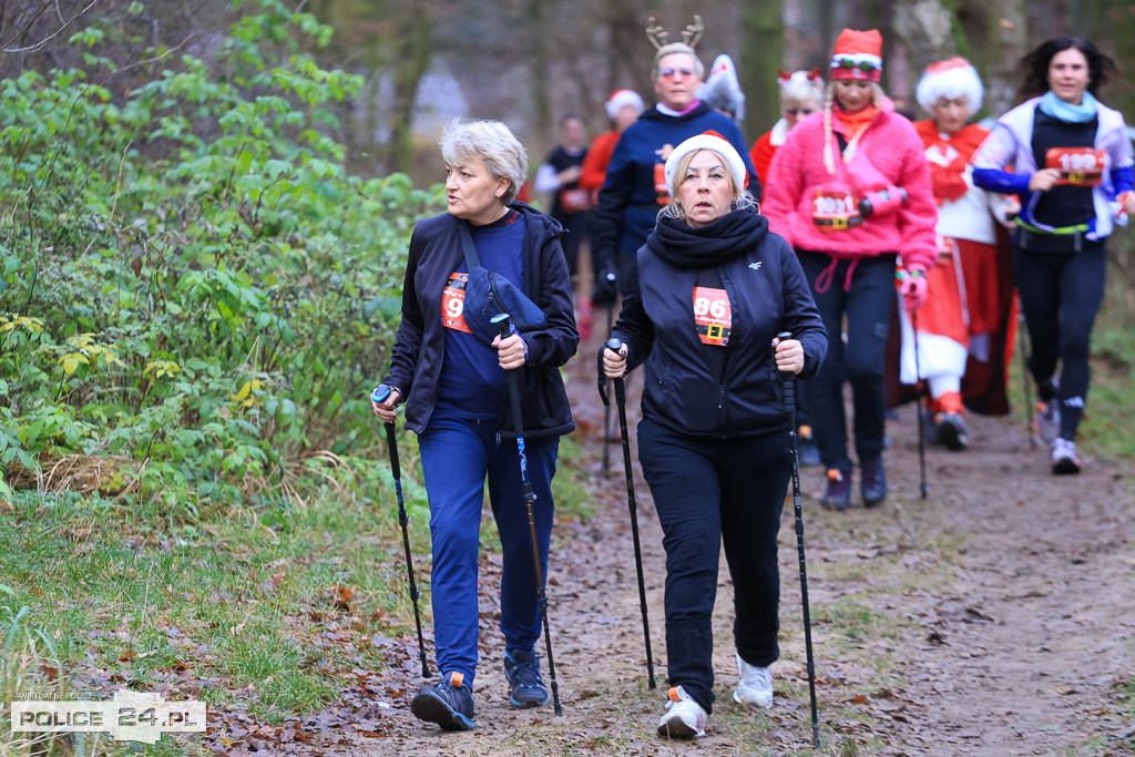 Nordic walking na XIII Biegu Mikołajkowym w Policach