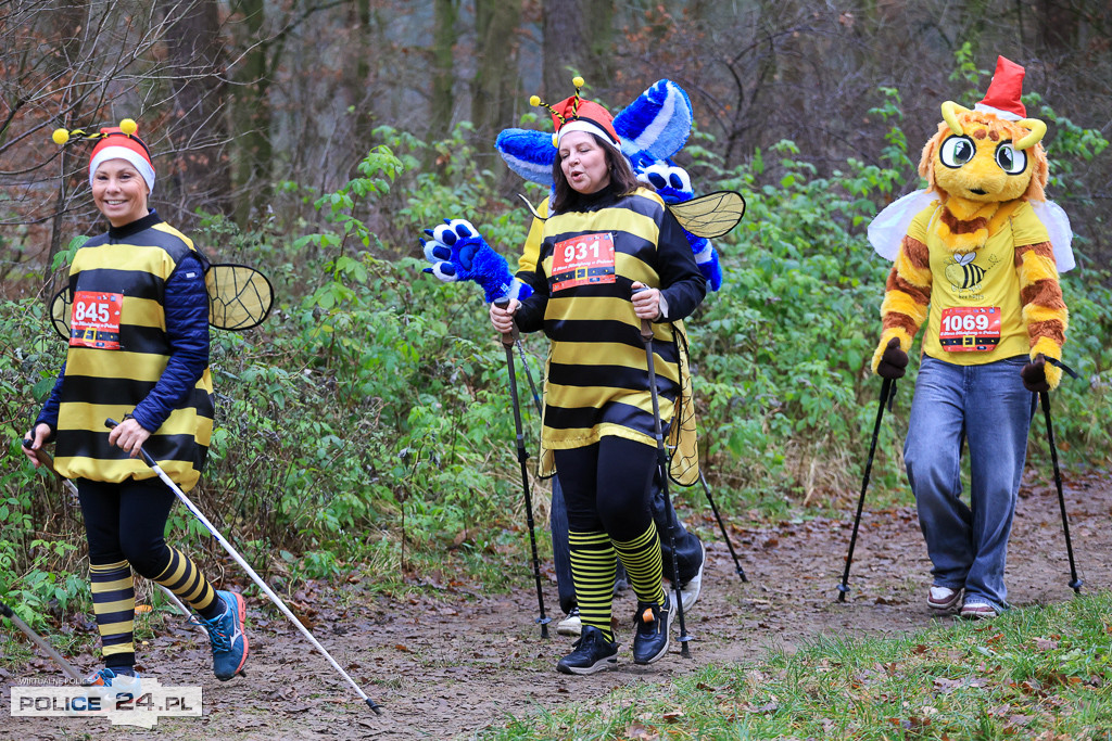 Nordic walking na XIII Biegu Mikołajkowym w Policach