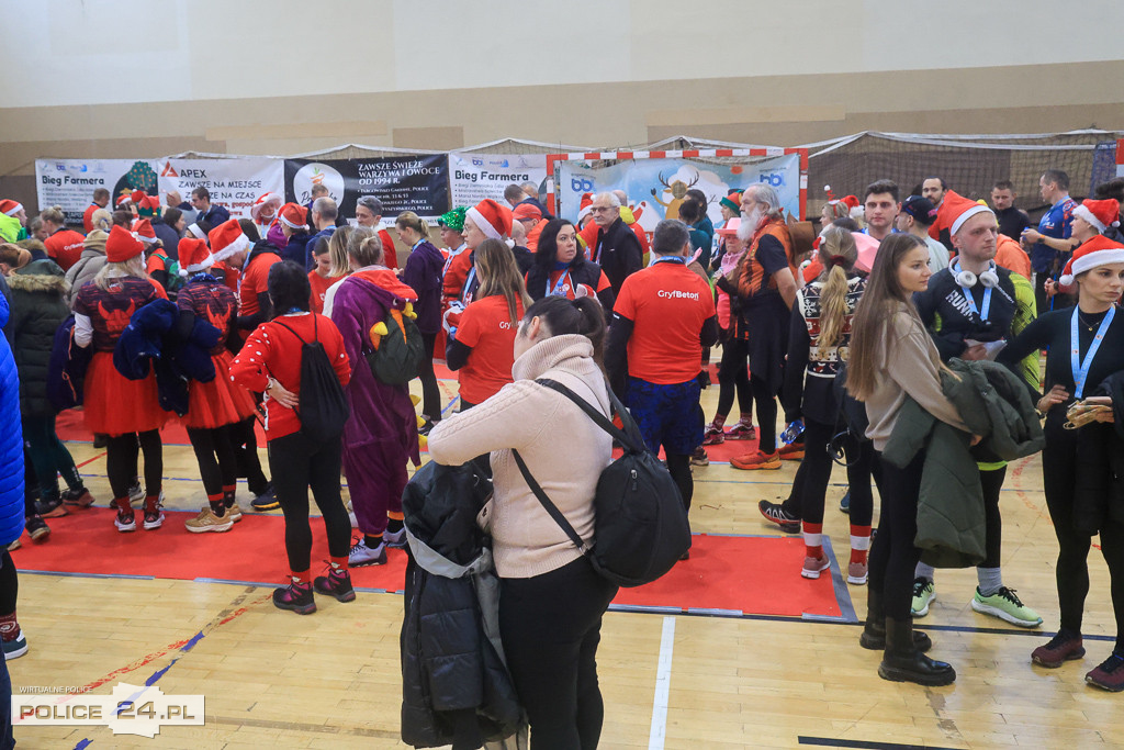 Nordic walking na XIII Biegu Mikołajkowym w Policach