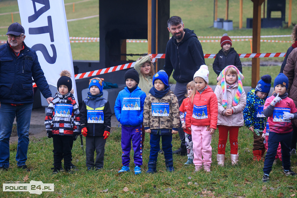 Świąteczny Festiwal Sztafet – Biegniemy dla Kacpra