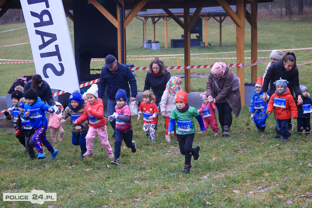 Świąteczny Festiwal Sztafet – Biegniemy dla Kacpra