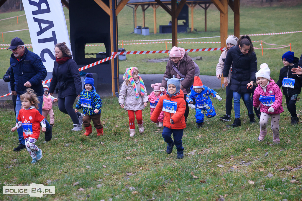 Świąteczny Festiwal Sztafet – Biegniemy dla Kacpra