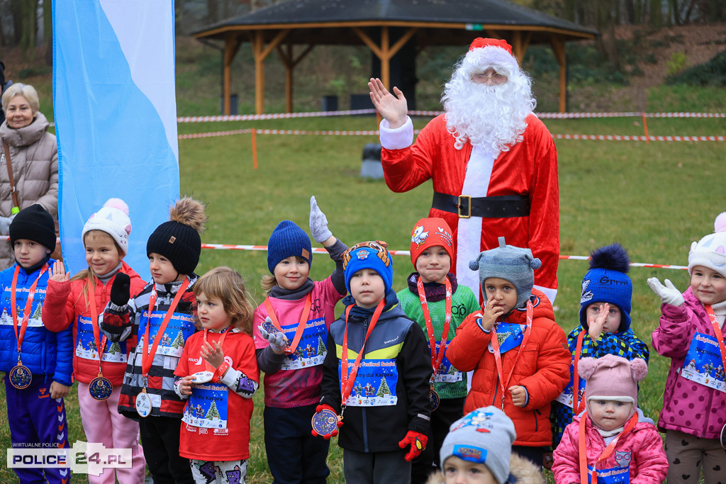 Świąteczny Festiwal Sztafet – Biegniemy dla Kacpra