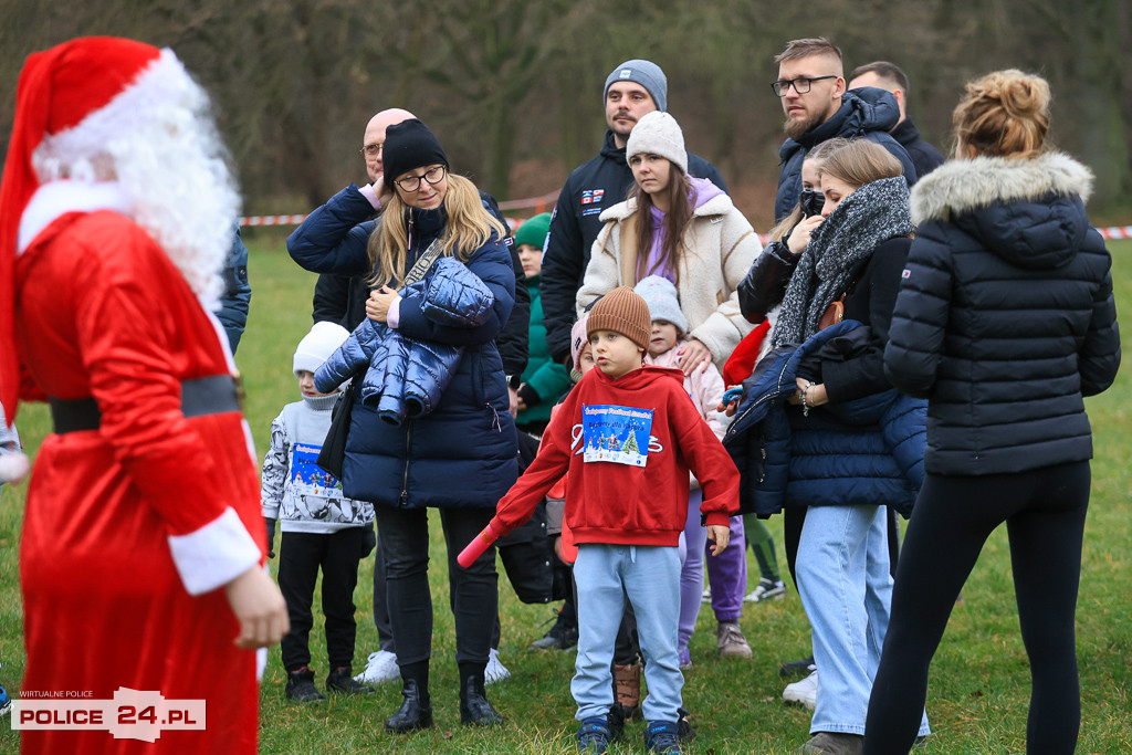 Świąteczny Festiwal Sztafet – Biegniemy dla Kacpra