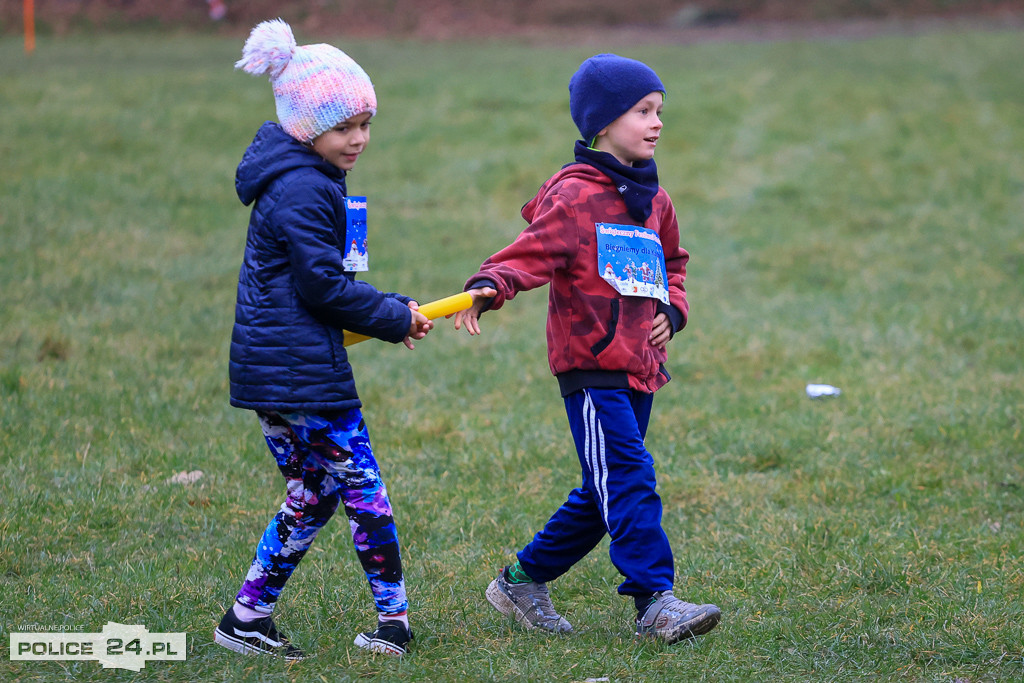 Świąteczny Festiwal Sztafet – Biegniemy dla Kacpra