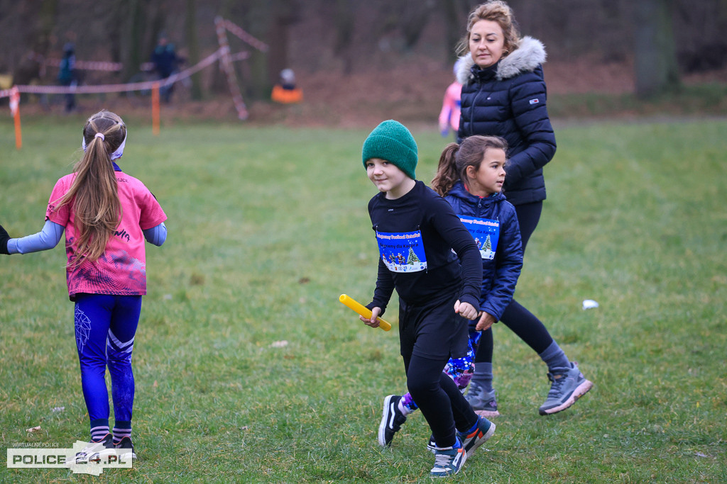 Świąteczny Festiwal Sztafet – Biegniemy dla Kacpra