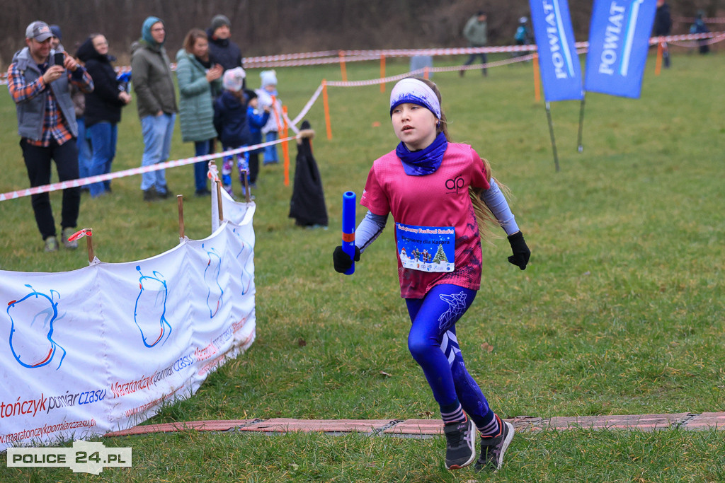 Świąteczny Festiwal Sztafet – Biegniemy dla Kacpra