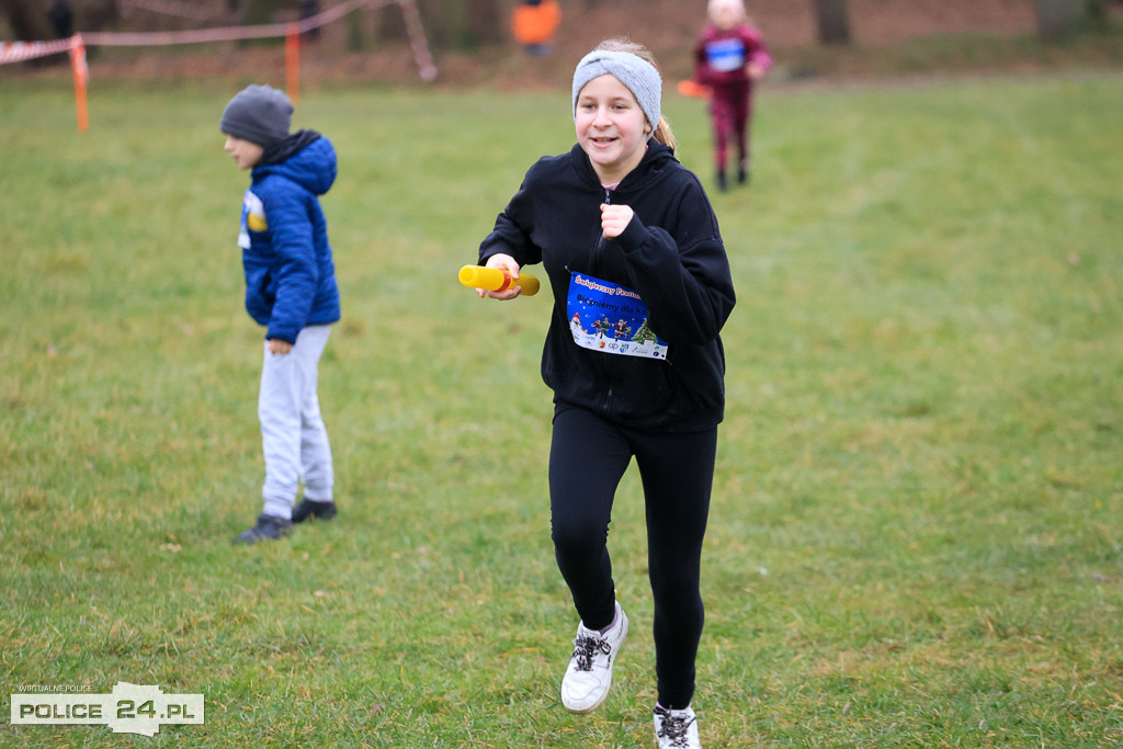 Świąteczny Festiwal Sztafet – Biegniemy dla Kacpra