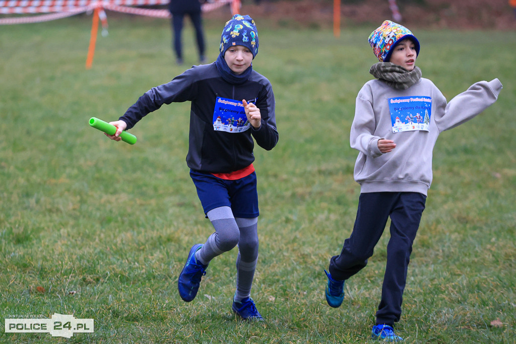 Świąteczny Festiwal Sztafet – Biegniemy dla Kacpra