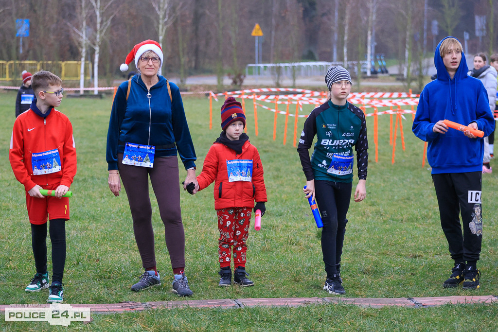 Świąteczny Festiwal Sztafet – Biegniemy dla Kacpra