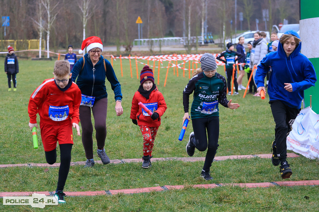 Świąteczny Festiwal Sztafet – Biegniemy dla Kacpra