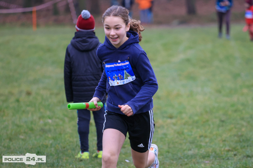 Świąteczny Festiwal Sztafet – Biegniemy dla Kacpra