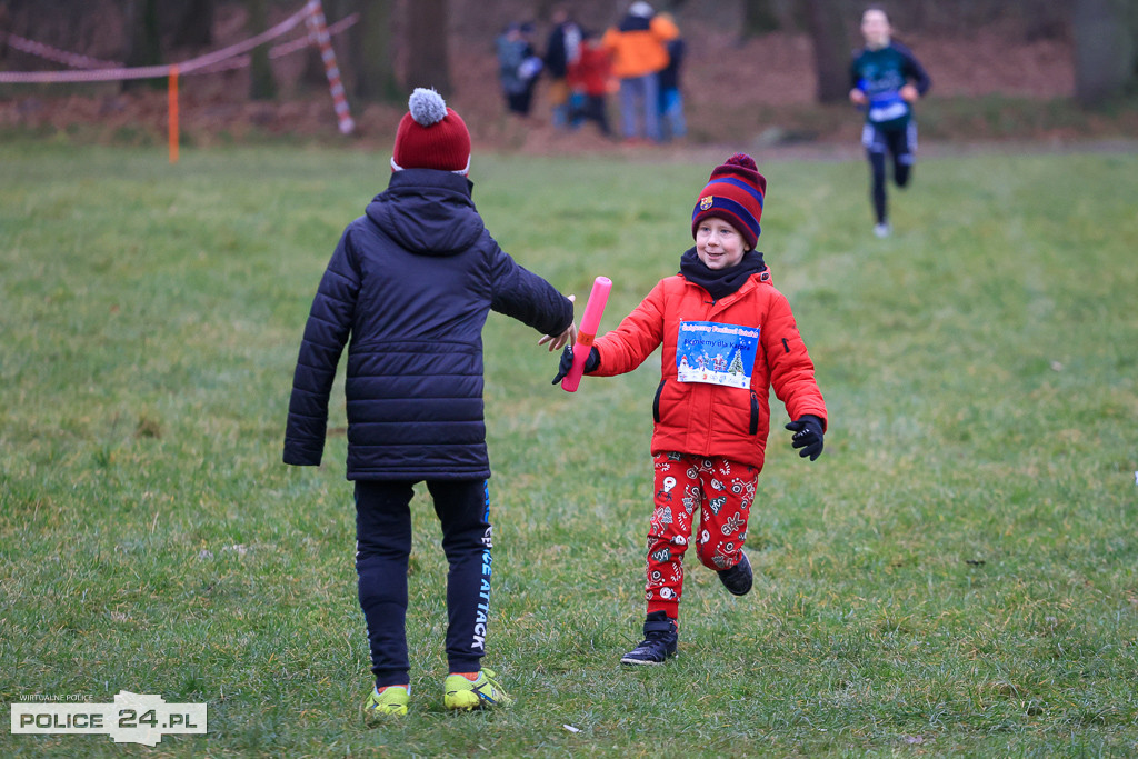 Świąteczny Festiwal Sztafet – Biegniemy dla Kacpra