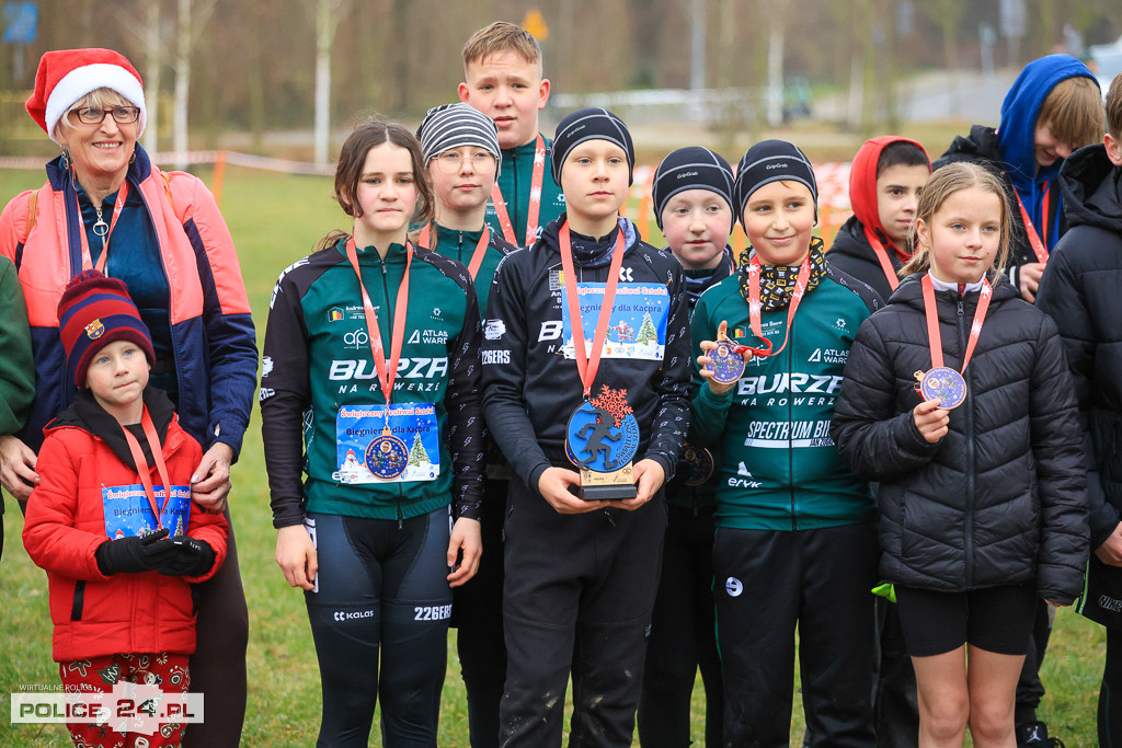 Świąteczny Festiwal Sztafet – Biegniemy dla Kacpra