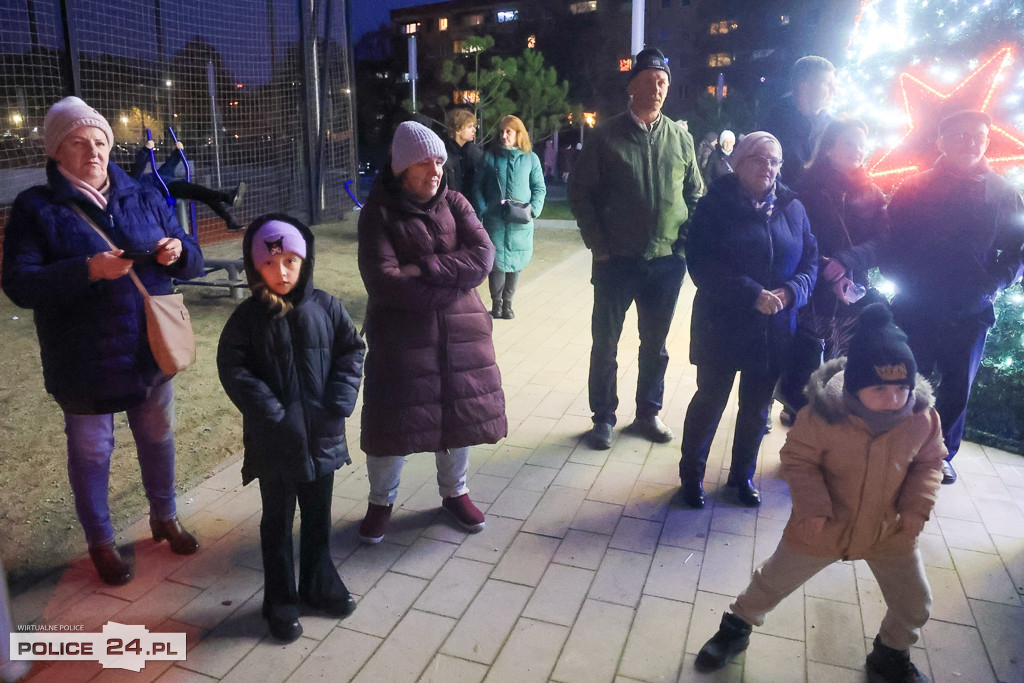 Spotkanie wigilijne i wspólne kolędowanie Znak pokoju
