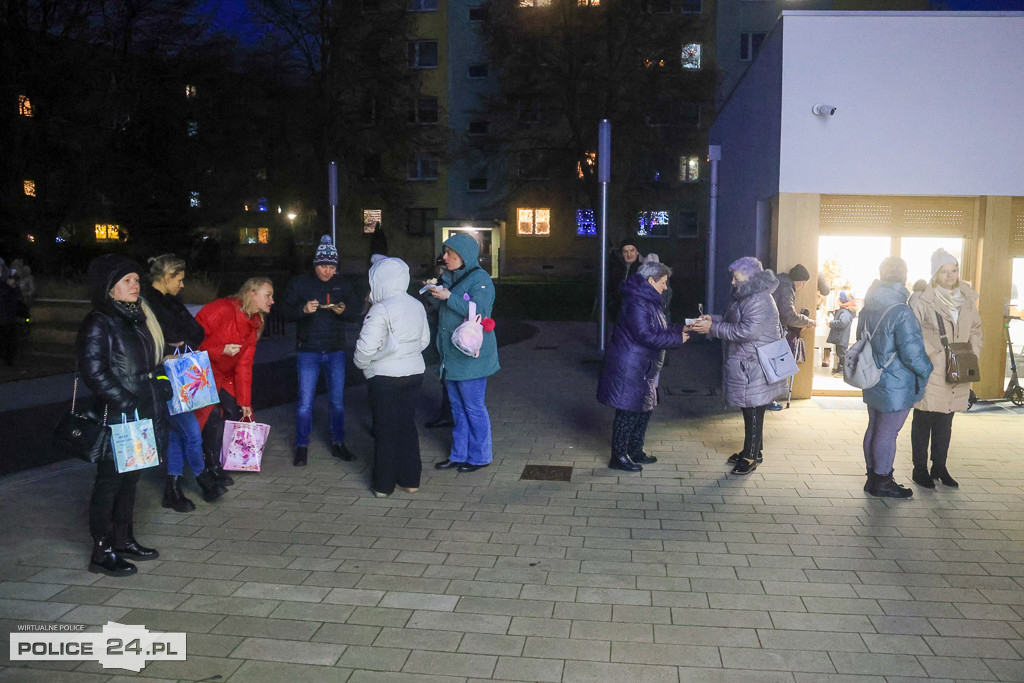 Spotkanie wigilijne i wspólne kolędowanie Znak pokoju