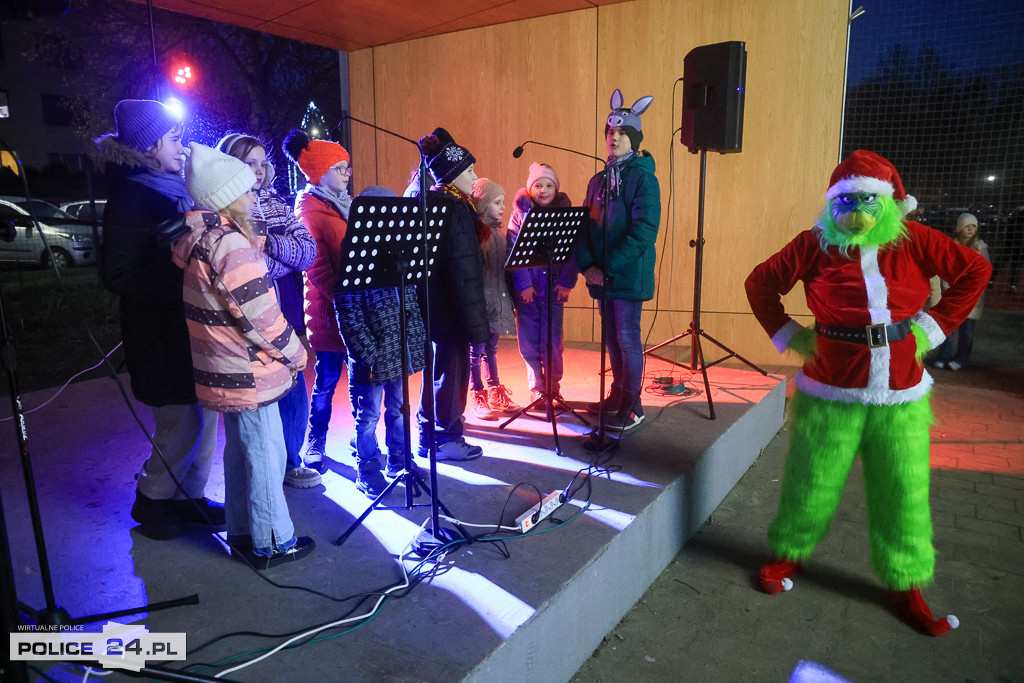 Spotkanie wigilijne i wspólne kolędowanie Znak pokoju