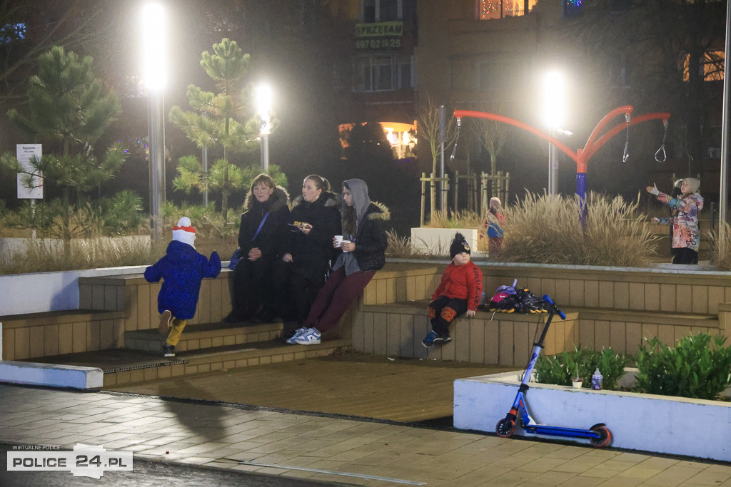 Spotkanie wigilijne i wspólne kolędowanie Znak pokoju