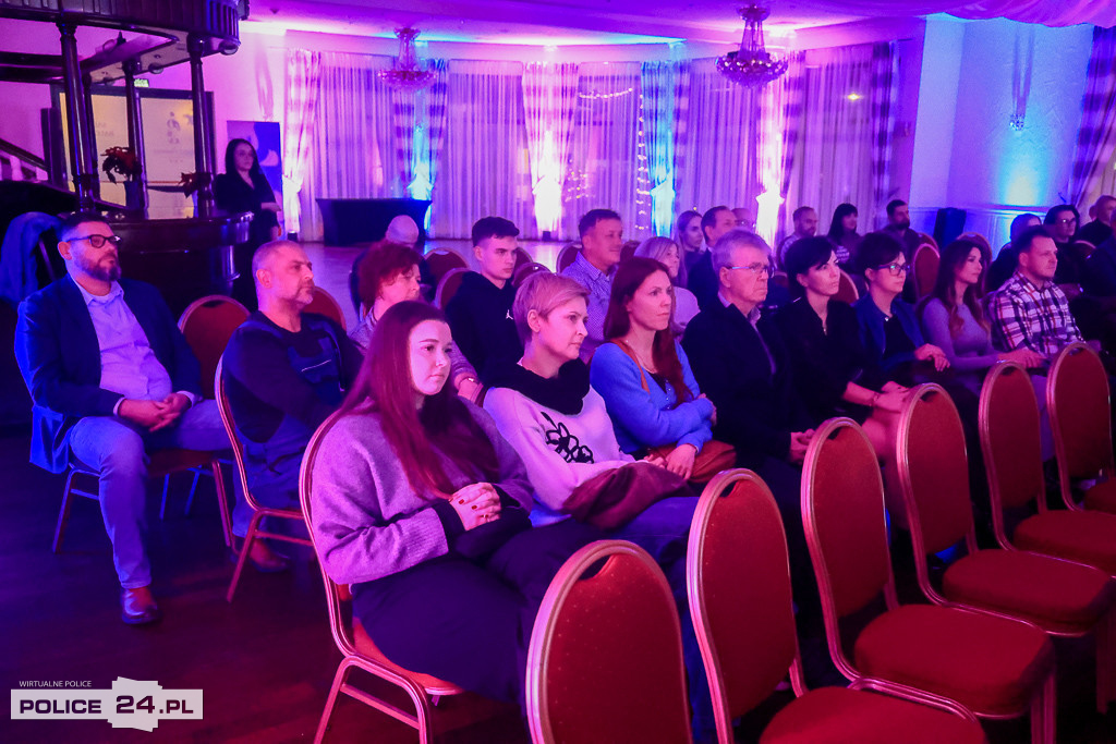 Karta Mieszkańca Gminy Police: podpisano pierwsze umowy z partnerami